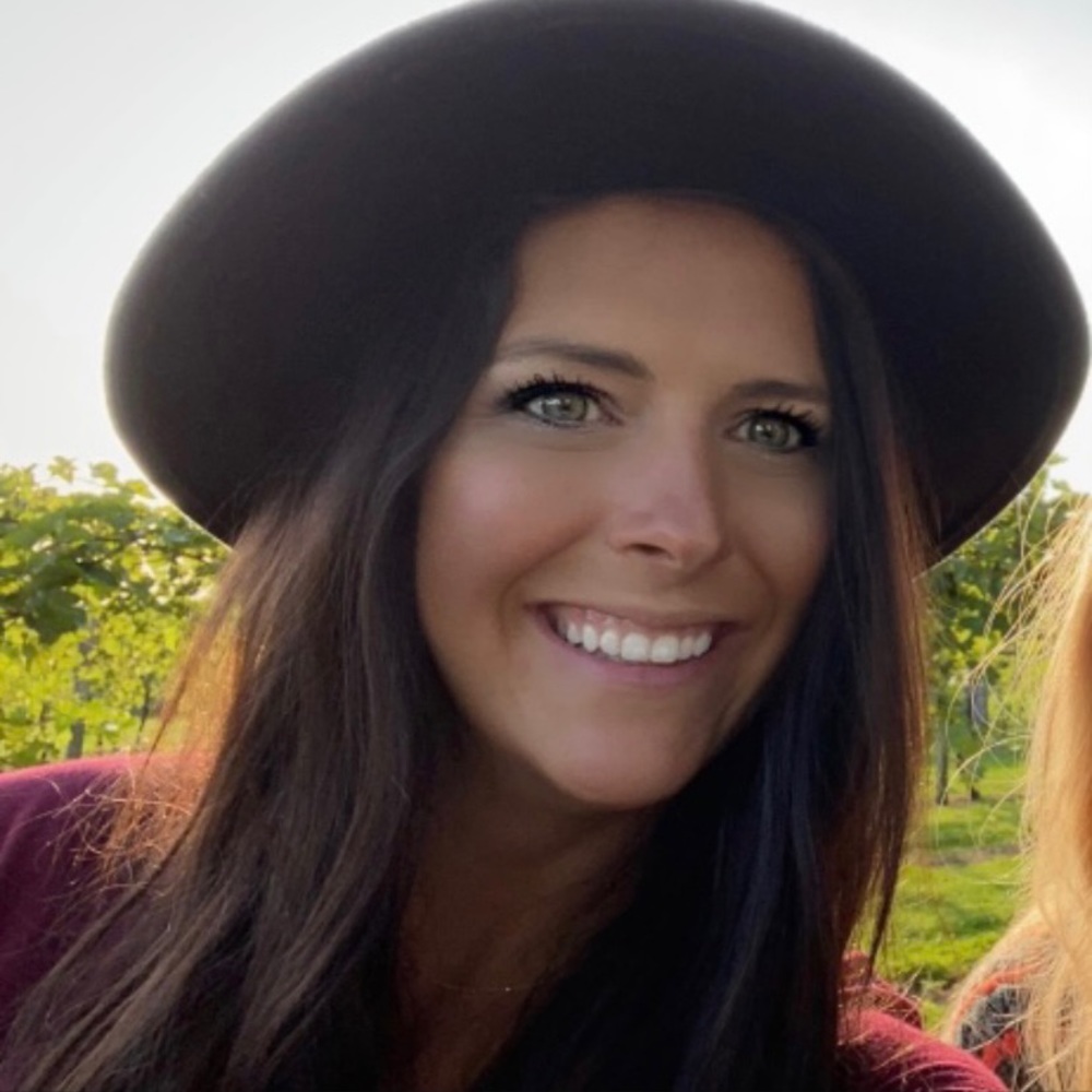 Meet your Posher, Kenzie